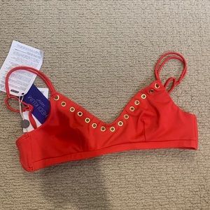 NWT Heidi Klum Swim red bathing suit top Size M